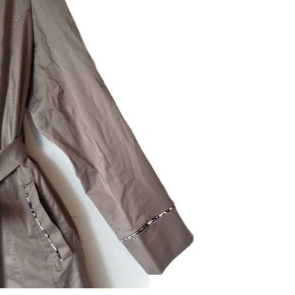 🤎 Livza Taupe Stretch Trench Coat with Belt – Size 44 - Picture 5 of 5